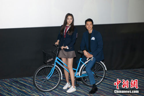 关晓彤出席电影活动