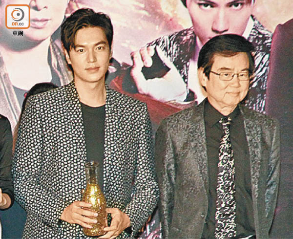 黄百鸣邀得李敏镐（左）拍戏，他没有听闻封杀韩星的传言。