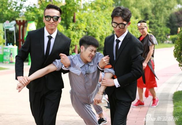 王嘉尔发音不标准 网友:你的语文老师呢?|王凯