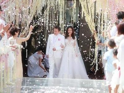 视频：霍建华从岳父手中接过林心如 孝顺点头承诺