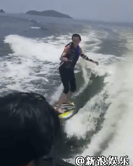 梁朝伟头手入镜