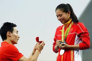 秦凯成功求婚何姿