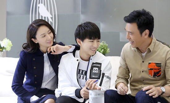 张恒《代号》现悲情转折 获王俊凯晚安吻|张恒