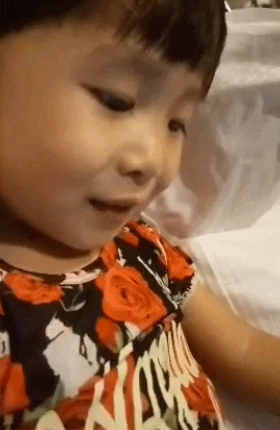 易烊千玺晒弟弟视频