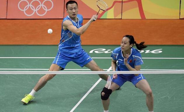 张楠夺羽毛球男双冠军 赵芸蕾承认已分手_内地明星资讯_新娱乐在线