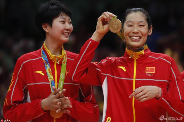 女排时隔12年再拿奥运金牌