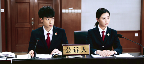 《人民检察官》开播 李洋殷桃上演师徒CP|李洋