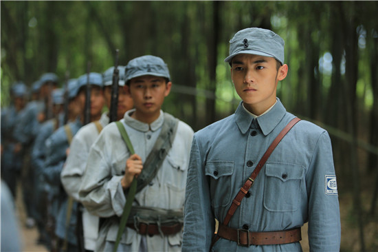 《学生兵》杀青 王俊彪入戏太深不舍角色|孙绍