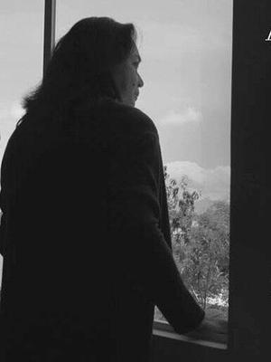 《离开的女人》
