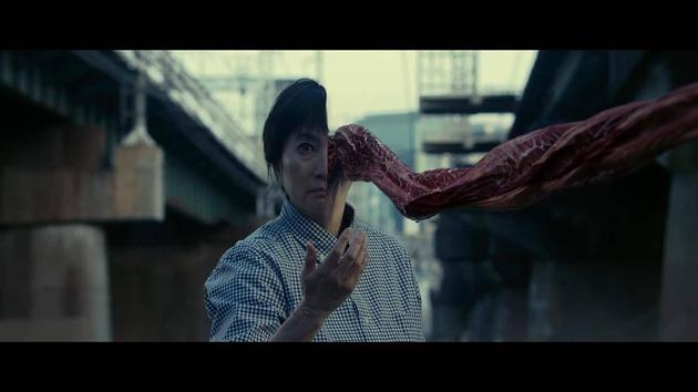 即便狂剪2小时 它仍是近期院线的最大尺度|寄生兽|将