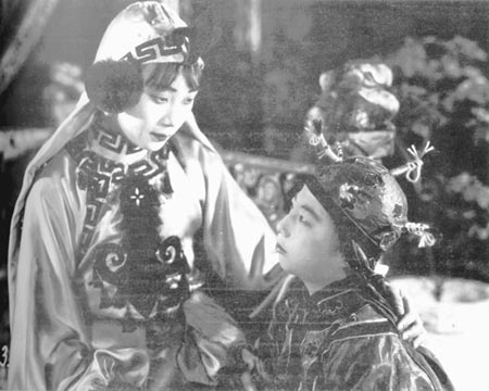 1928年《火烧红莲寺》剧照