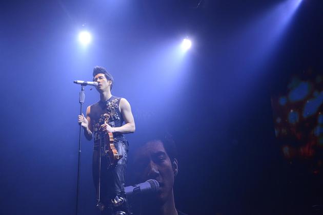 王力宏个唱电影预告片曝光 公开结婚画面|王力