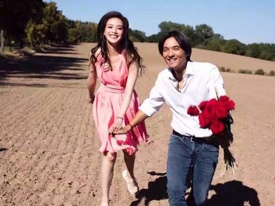 舒淇冯德伦宣布结婚