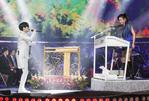 玖月奇迹亮相国庆晚会 献唱《中国美》|玖月奇