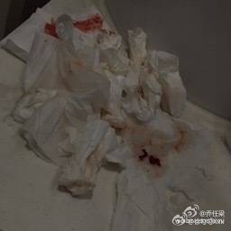 乔任梁曾秒删微博:贱命一条 陪你们玩(组图)