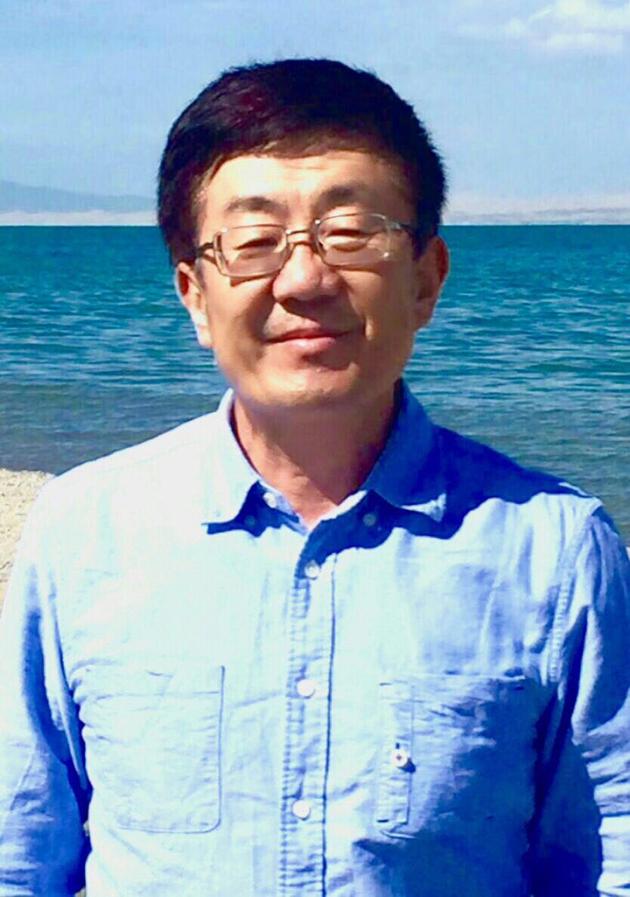 中国电影评论学会常务副会长张卫简介