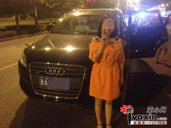 在民警拍照取证时,女子要求使用美颜相机