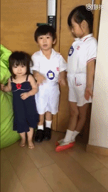 陈浩民三个孩子又唱又跳