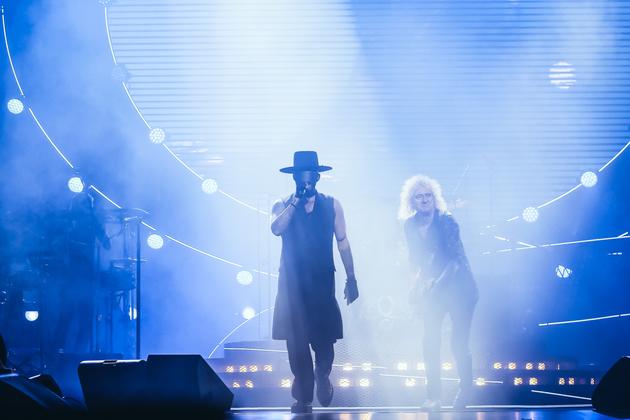 亚当-兰伯特舞台