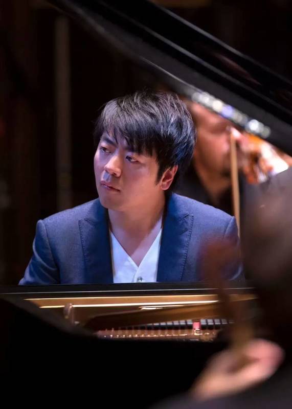 郎朗出席辛辛那提开季音乐会