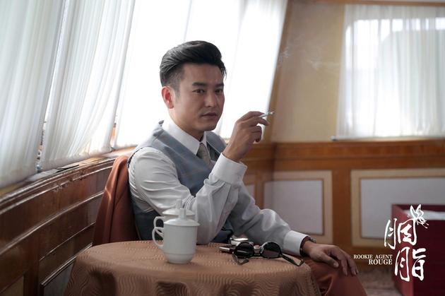 《胭脂》开播 袁文康用生命诠释信仰