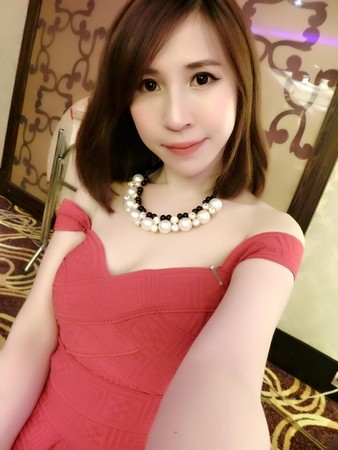 网络节目主持人洁哥(李秉洁)