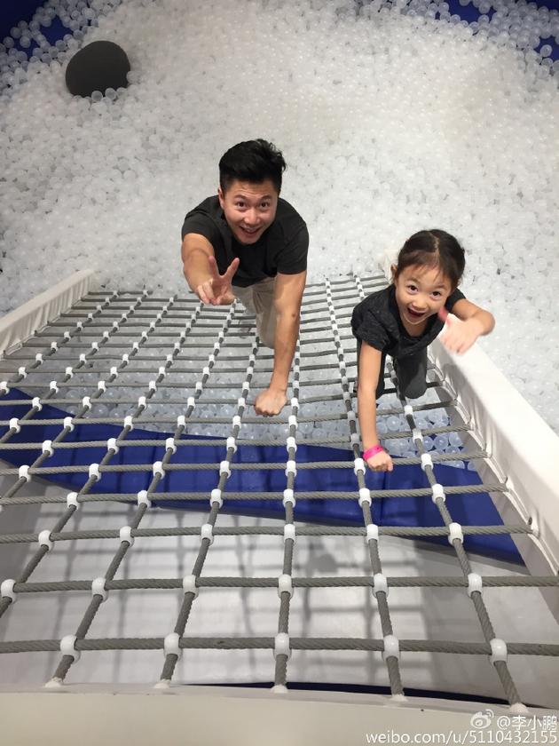 李小鹏和女儿奥莉