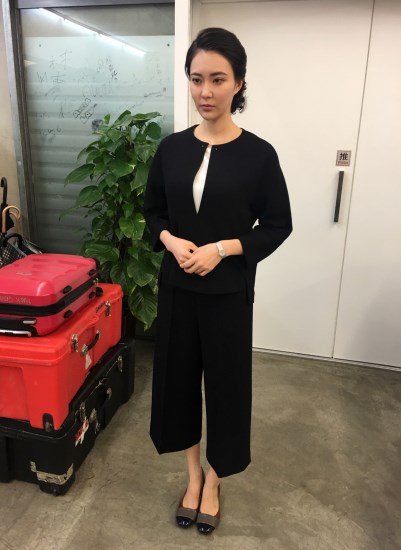 胡然老年定妆照