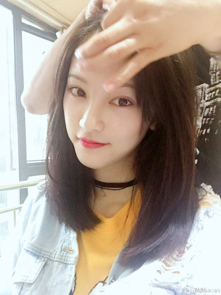 黄灿灿割爱剪短发 网友赞火山哥依旧美丽|黄灿