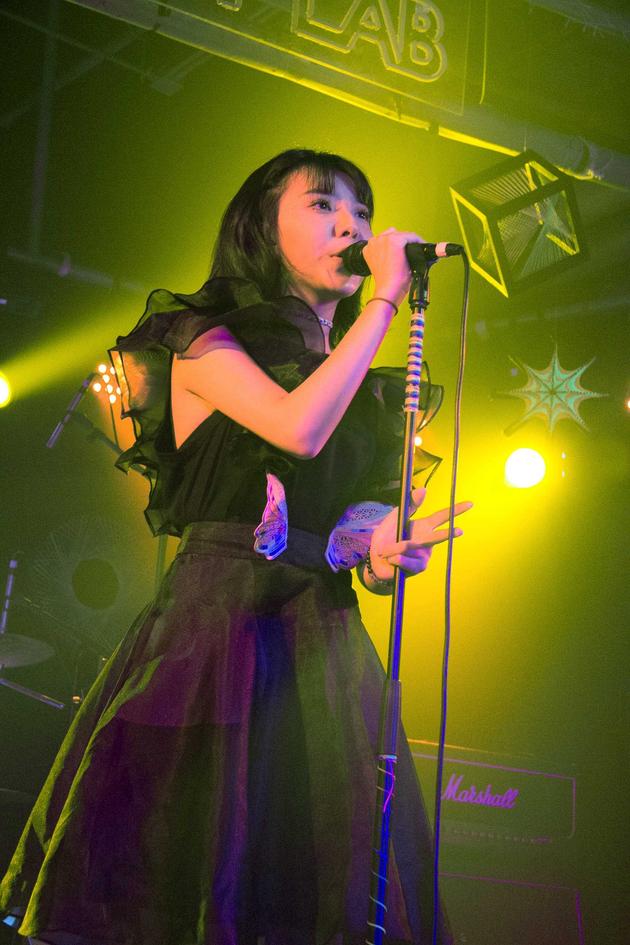 周子琰北京演唱会纪录片上线 诉音乐初心|周子