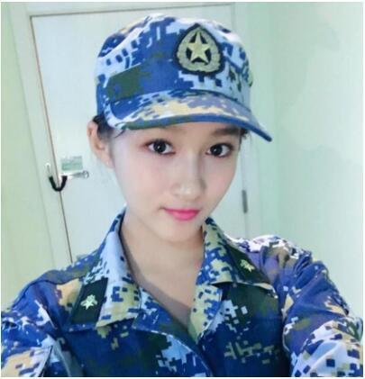 “国民闺女”关晓彤晒军训照秒杀无数宅男