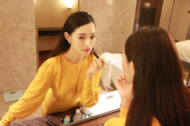 演员“何琢言”