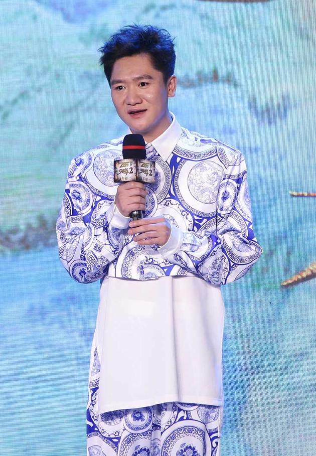 杨一威
