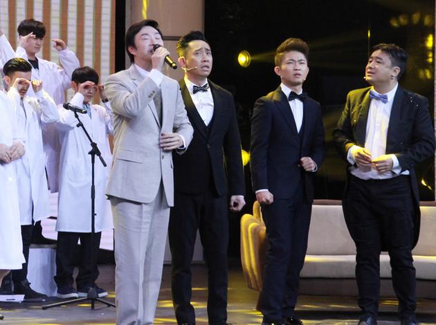 《喜剧王》总决赛开战 白凯南叫板费玉清