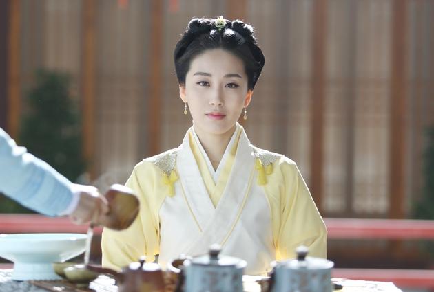 周美毅《锦绣未央》饰春茗