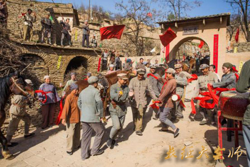 革命火焰映照光辉岁月