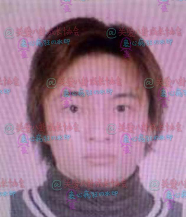 薛之谦早年证件照