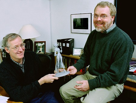 约翰·马斯克（左）和罗恩·克莱蒙兹（右）