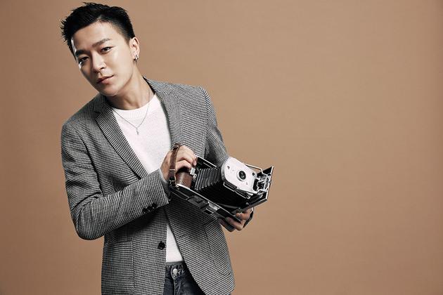 余枫《爱无以复加》上线 回忆美好过往|余枫|《爱无以复加》|新曲_新浪娱乐_新浪网