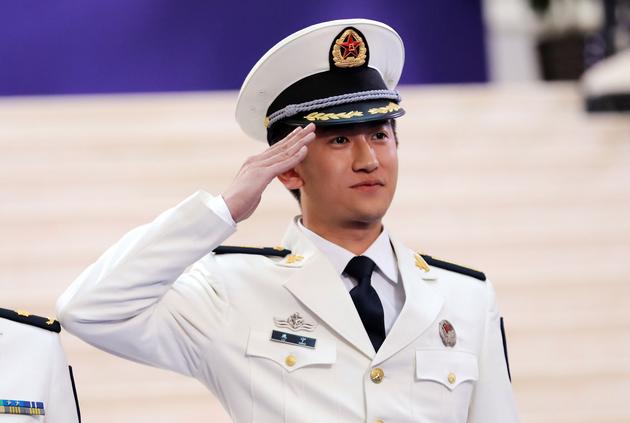 《深海利剑》韩宇辰演现代海军 为国争光|赵宝刚|韩宇辰|深海利剑_新浪娱乐_新浪网