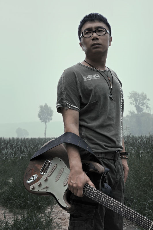 庞龙新歌《我的哥们我的好兄弟》MV上线|庞龙