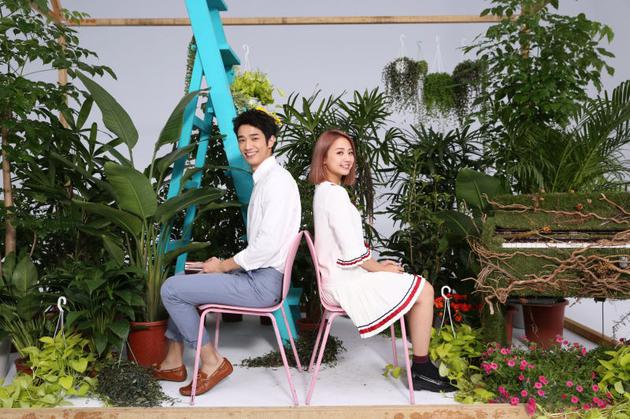 吴映洁、刘以豪