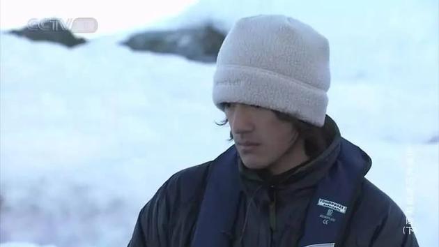 摆渡人的硝烟再大,也影响不了他安静的帅