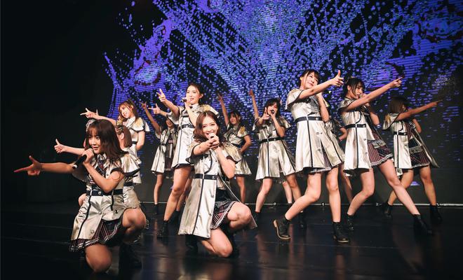 snh48 s队一期生成员领衔s队二,三期以及n,h,x,xii成员代表,与粉丝们