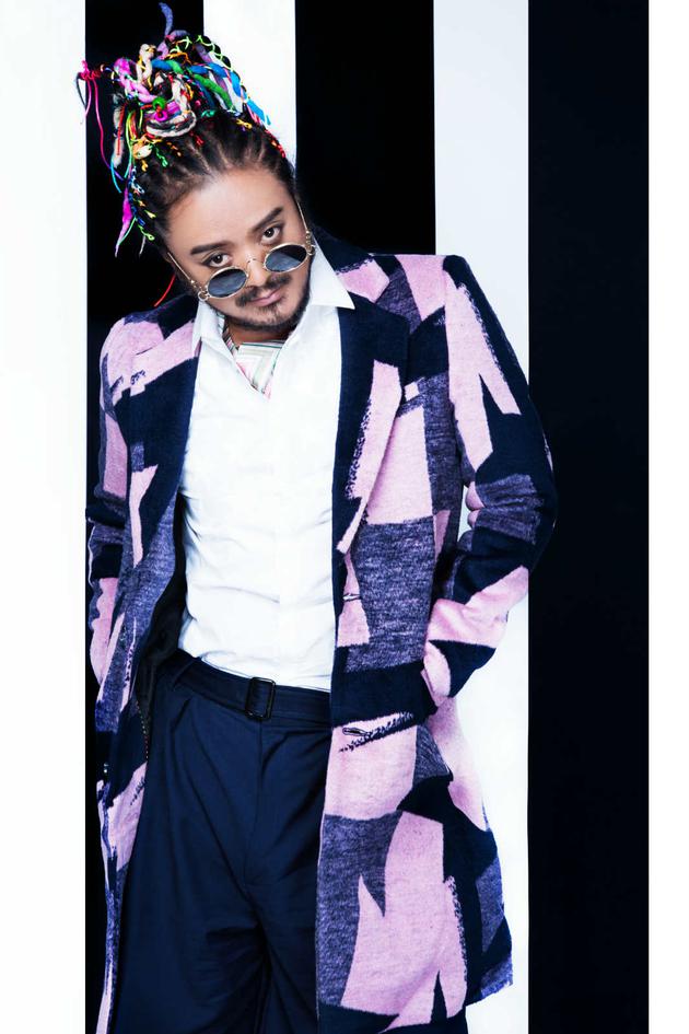 吴陌川写真