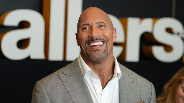 黑亚当拍独立电影 巨石强森演