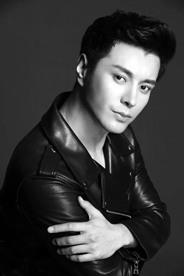 杜俊泽饰笑方非