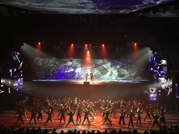 演出现场