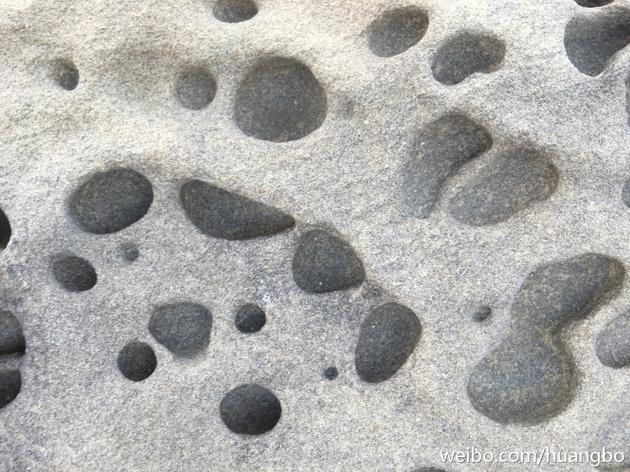 黄渤摄影拍沙石树泥别有洞天