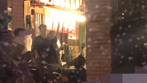 吴亚馨被曝与李圣杰雨夜吃拉面